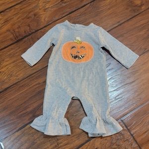 Mudpie onesie 🎃
